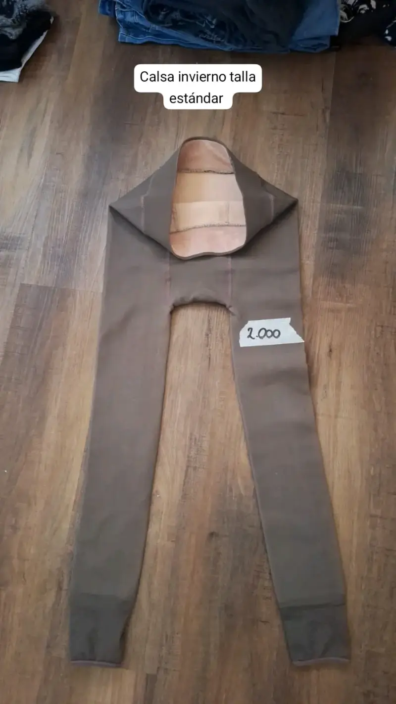 Jeans negros talla 36 en buen estado - 2