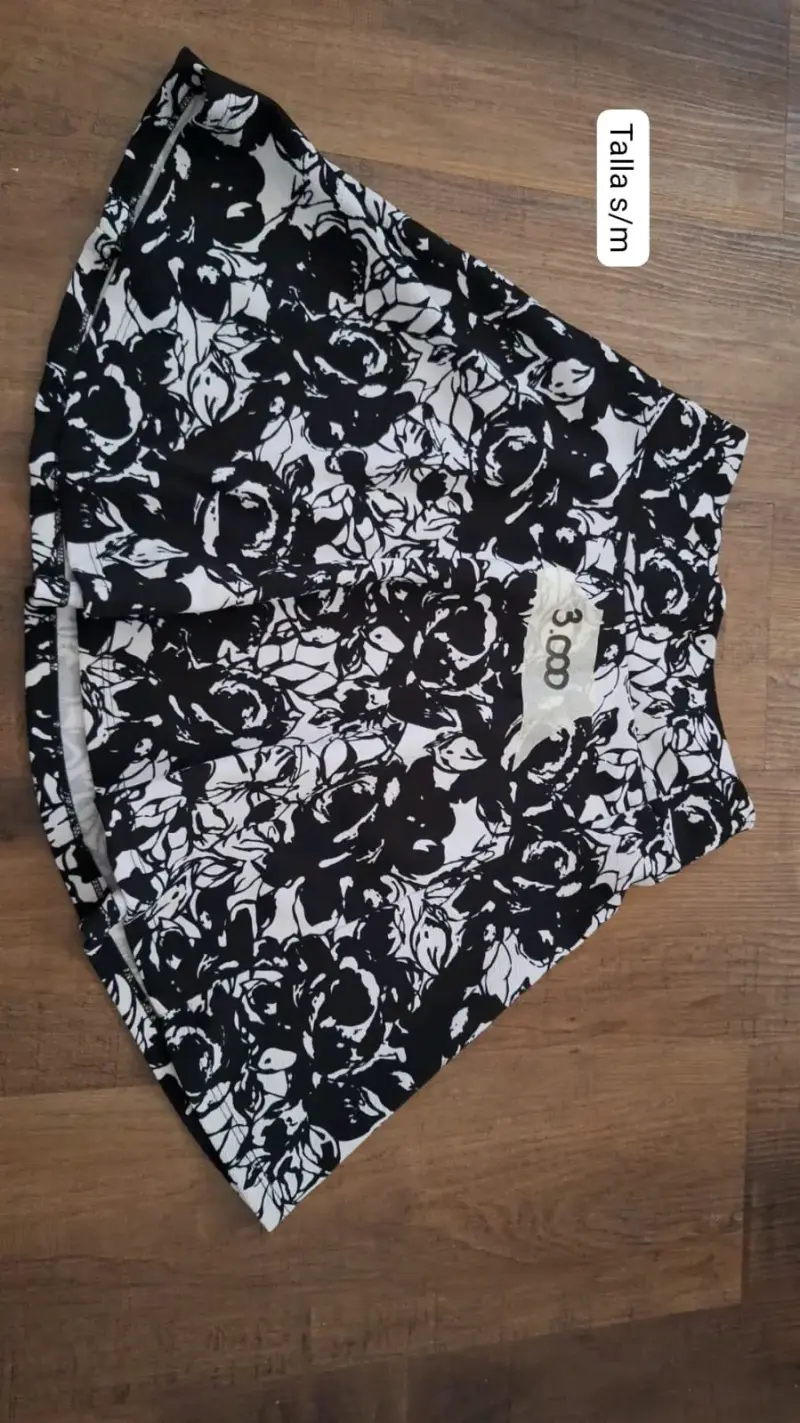 Jeans negros talla 36 en buen estado - 6