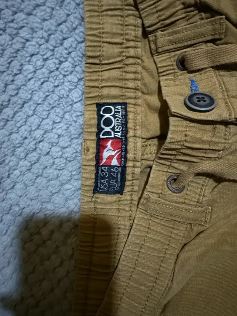 Pantalones cargo hombre color caqui Doo Australia - 2