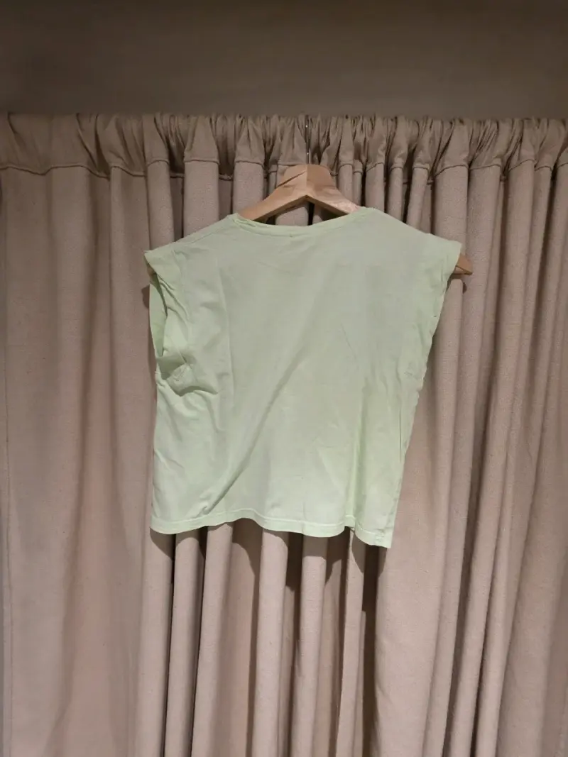 Polera sin mangas verde claro Zara - 2