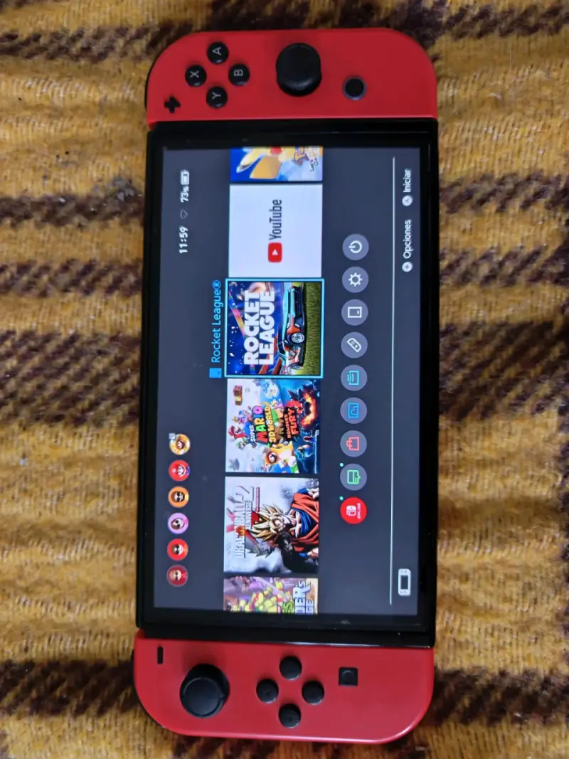 Nintendo Switch oled edición Mario rojo - 3