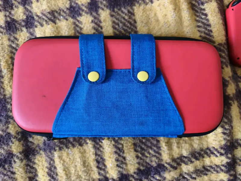 Nintendo Switch oled edición Mario rojo - 5