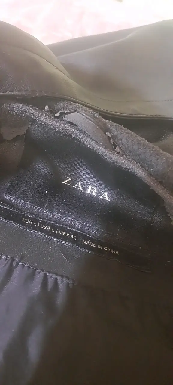 Chaqueta de cuero negra con capucha Zara - 2
