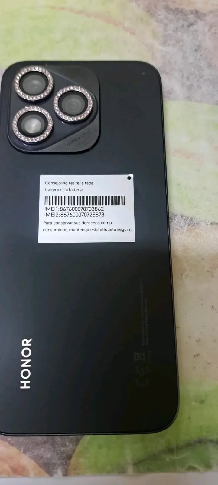Smartphone Honor con triple cámara trasera - 2