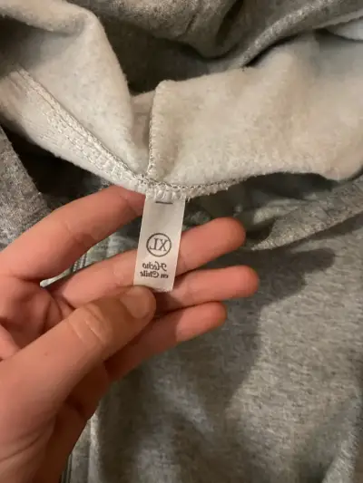 Polerón con capucha gris Nike talla XL - miniatura 3