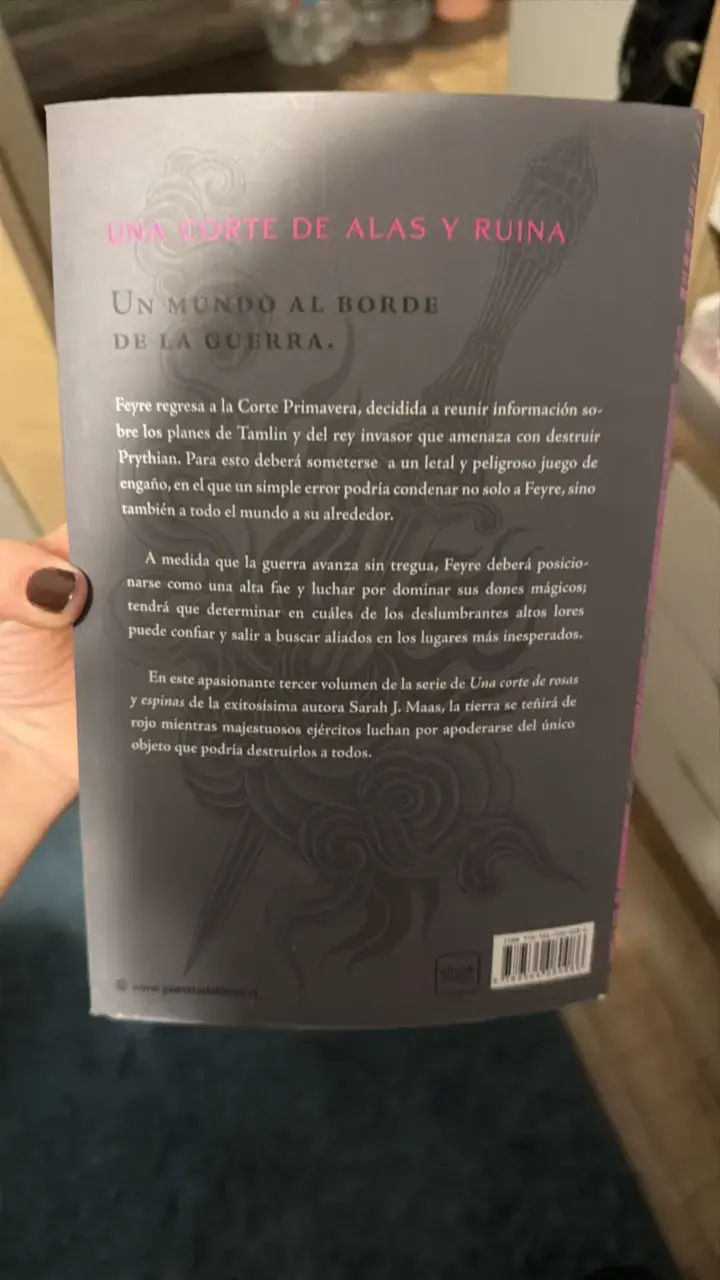 Libro 'Una Corte de Alas y Ruina' de Sarah J. Maas - 2