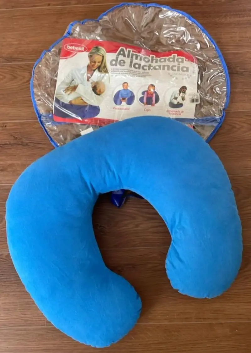 Almohada de lactancia azul Bebesit