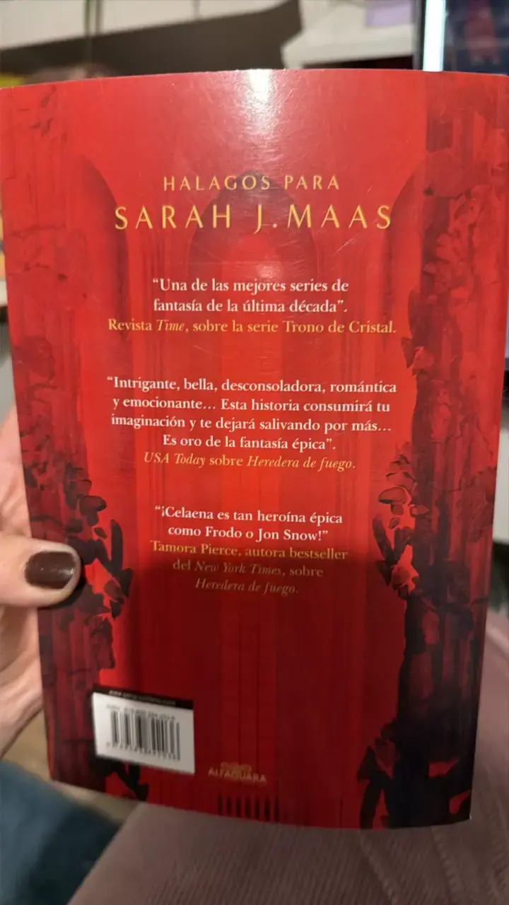 Libro 'Casa de Tierra y Sangre' de Sarah J. Maas - 2