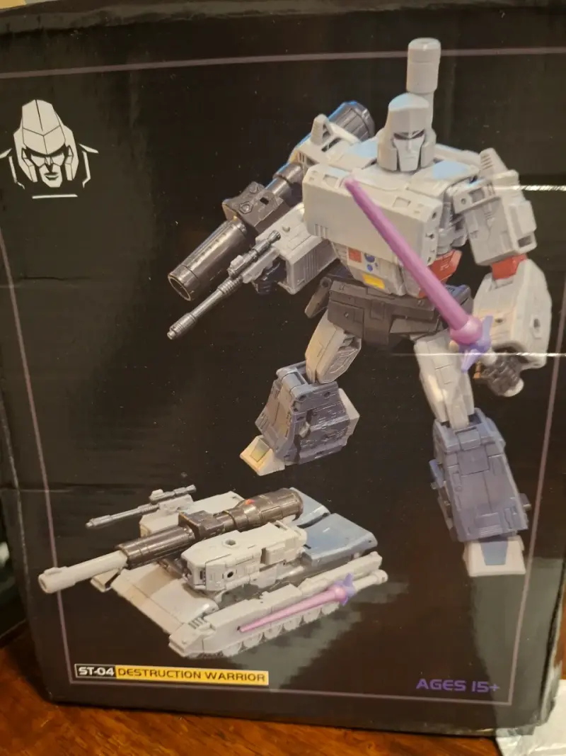 Figura de acción Megatron Transformers con accesorios - 3
