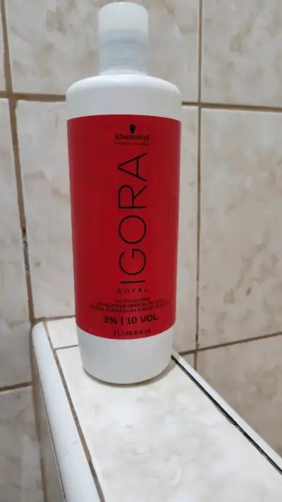 Desarrollador de Aceite Igora Royal 1L 3% 10 Vol - miniatura 1