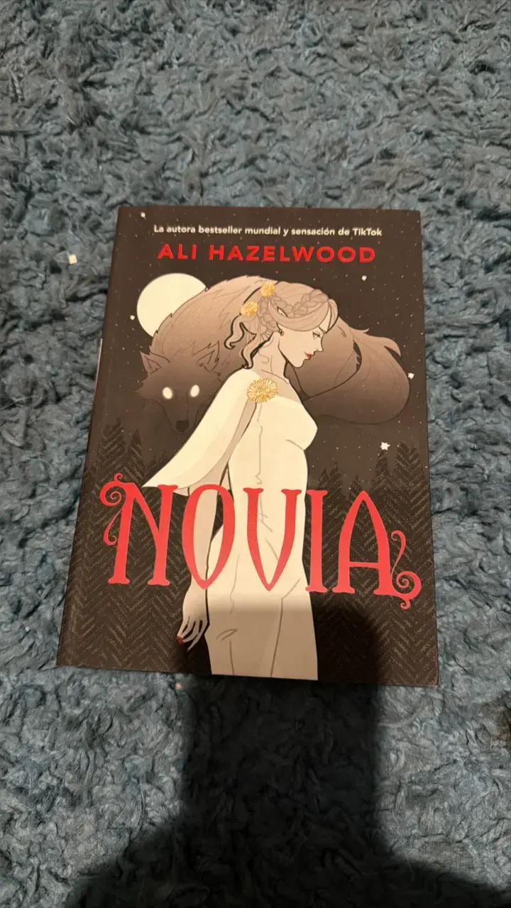 Libro 'Novia' de Ali Hazelwood - 1