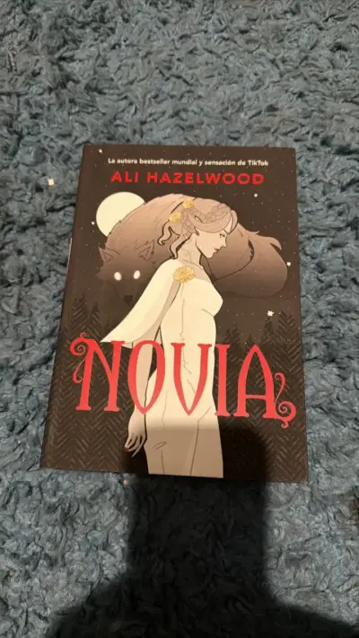 Libro 'Novia' de Ali Hazelwood - miniatura 1