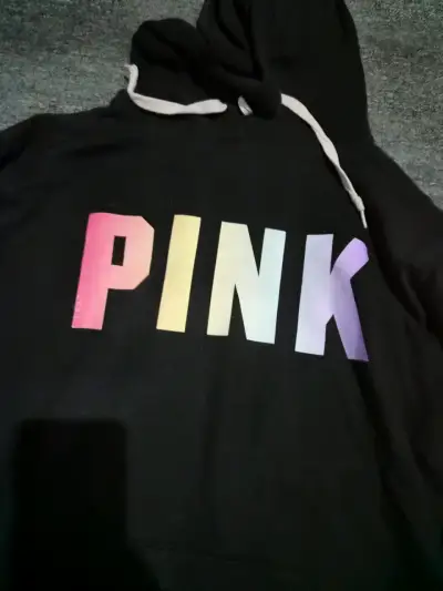 Polerón con capucha negro PINK para mujer - miniatura 2