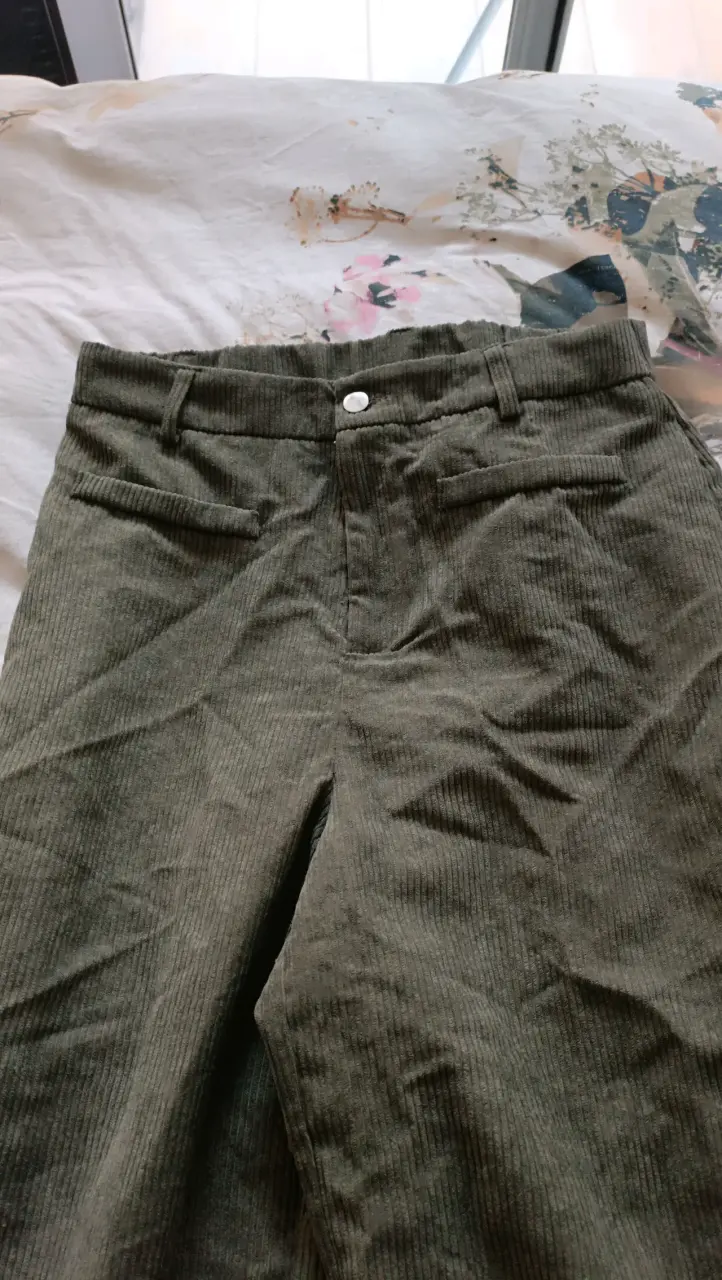 Pantalones de pana verde olivo Shein para mujer - 5