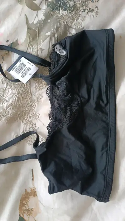Bralette negro de encaje Leonisa talla S - miniatura 1