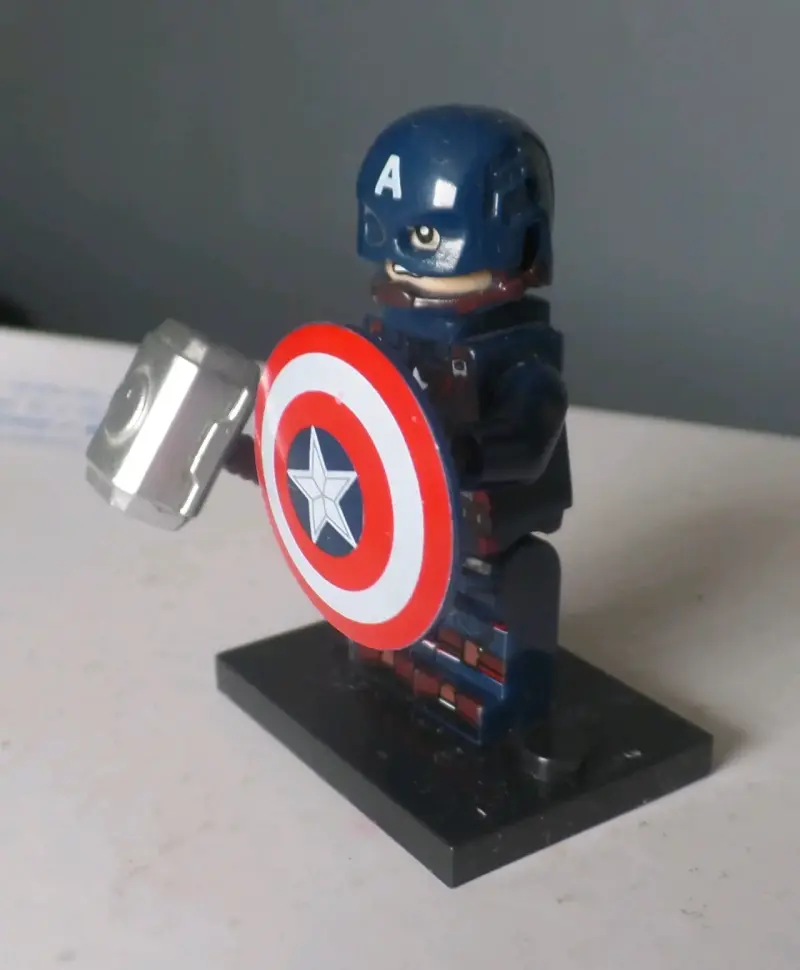 Figuras LEGO MArvel originales - 5