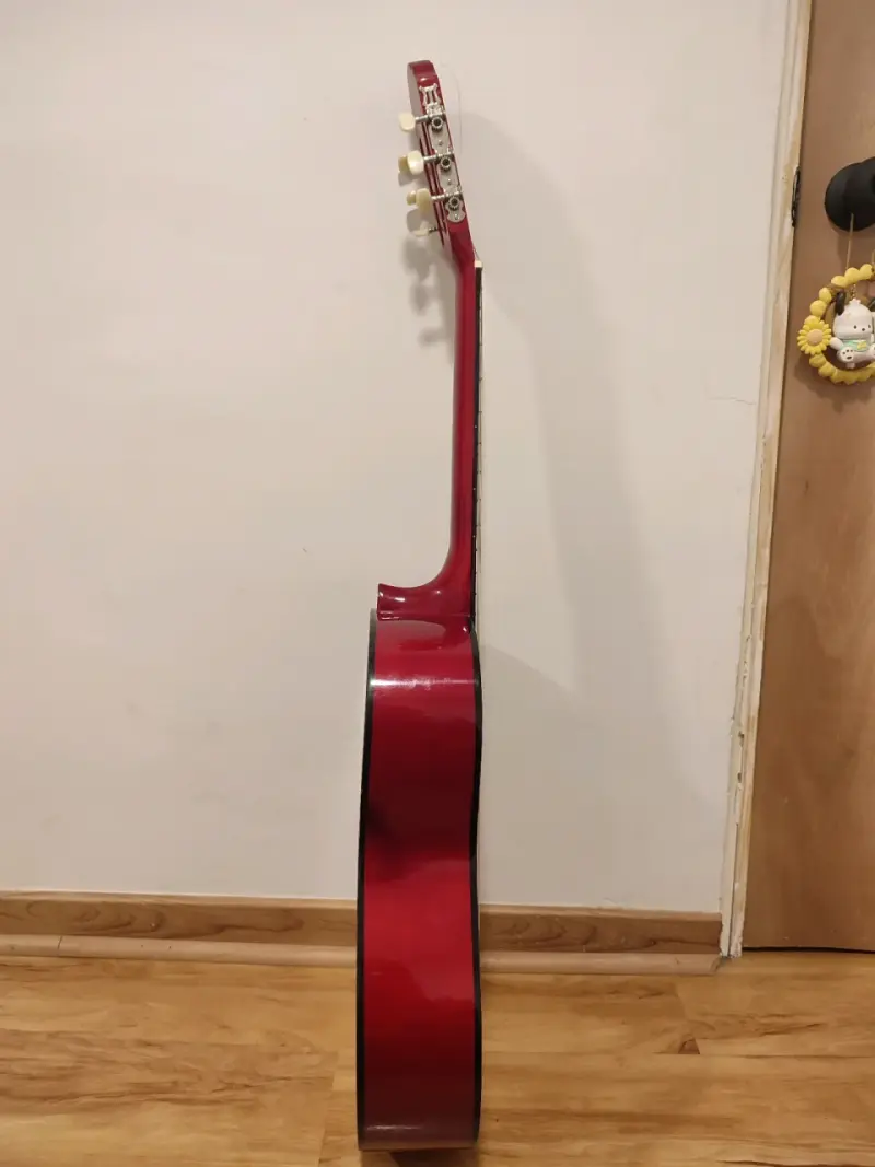 Guitarra clásica roja Mercury con funda - 5