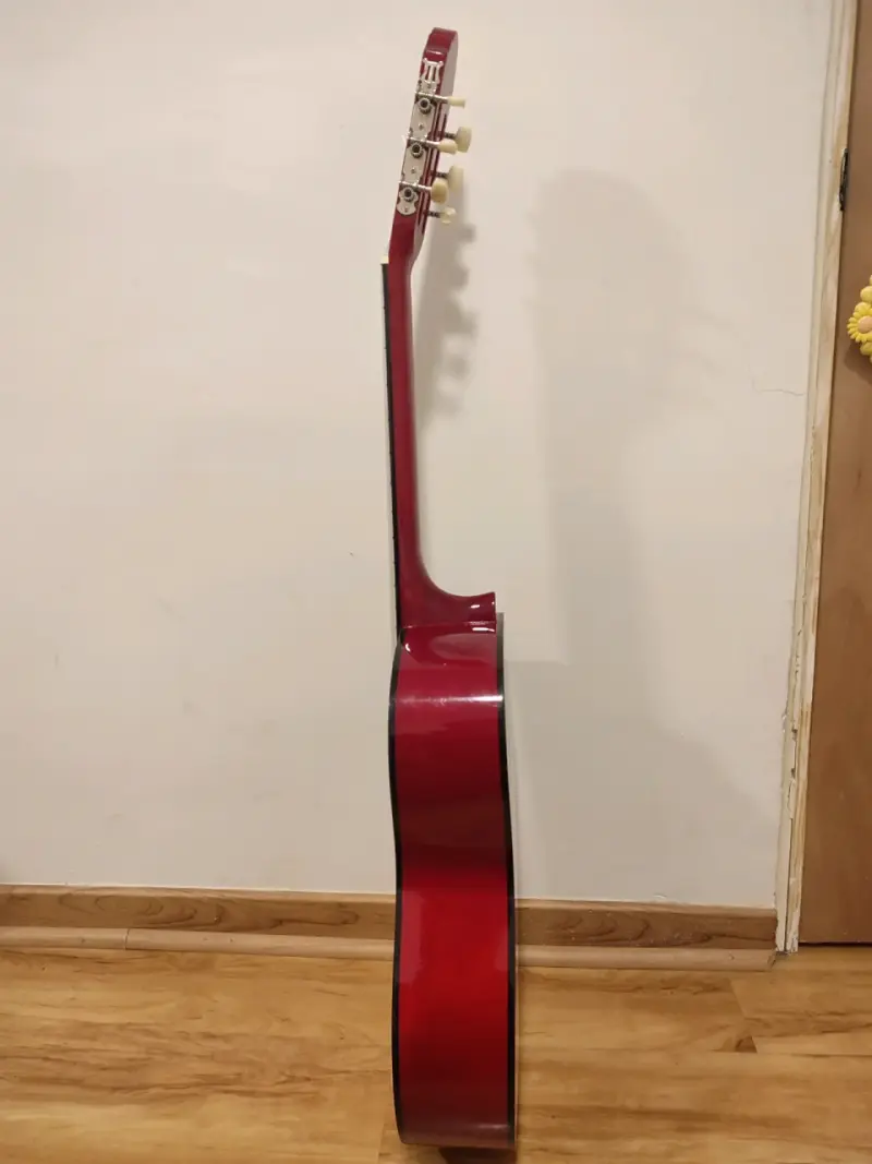 Guitarra clásica roja Mercury con funda - 6