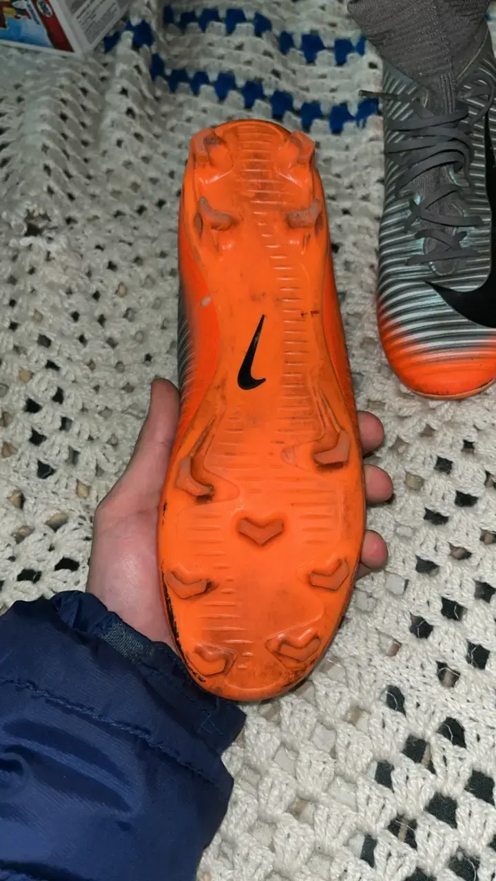 Zapatillas de futbol Nike Edicion limitada Cr7 - 3