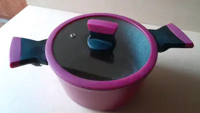 Olla antiadherente con tapa de vidrio KW Kitchenware - miniatura 1
