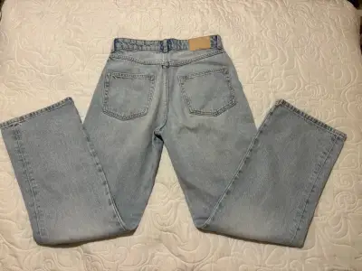 Jeans Zara talla 36 azul claro para mujer - miniatura 2