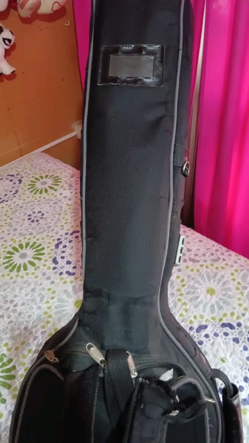 Bajo eléctrico con funda y acabado sunburst - 5