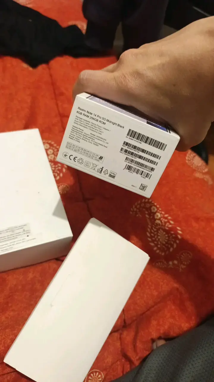 Smrtphone Xiaomi Redmi Note 14 Pro 5G con cámara A - 4