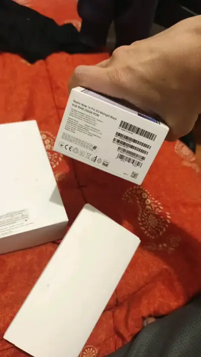 Smrtphone Xiaomi Redmi Note 14 Pro 5G con cámara A - miniatura 4