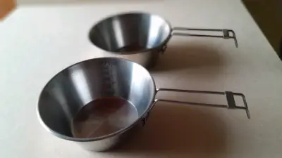 Tazas para camping de acero inoxidable - miniatura 1