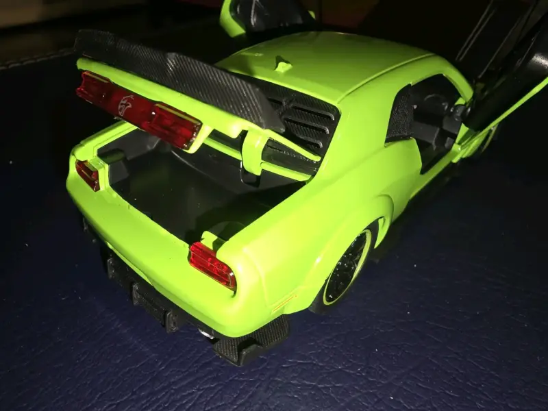 Auto Dodge Charger CRT HELLCAT Redeye Esc.1:32. - 5
