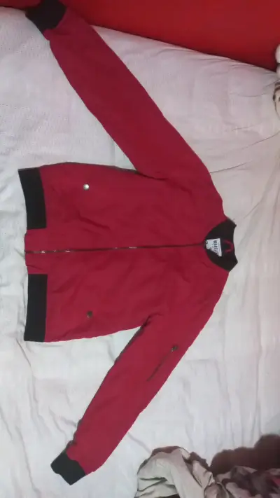 Chaqueta bomber roja para hombre - miniatura 1