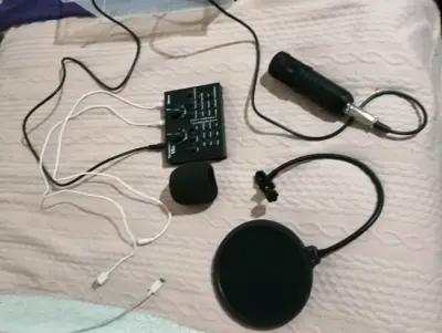 Kit de grabación con micrófono y mezclador V8s - miniatura 2