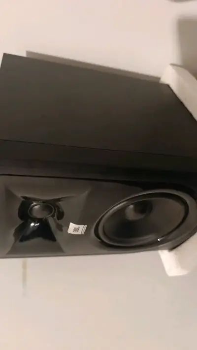 Parlante JBL 305p  de Alta Calidad - miniatura 2