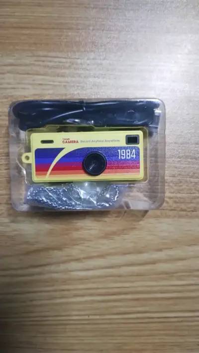 Mini cámara digital Thinke 1984 retro - miniatura 2