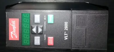 Convertidor de frecuencia Danfoss VLT 2800 - miniatura 1