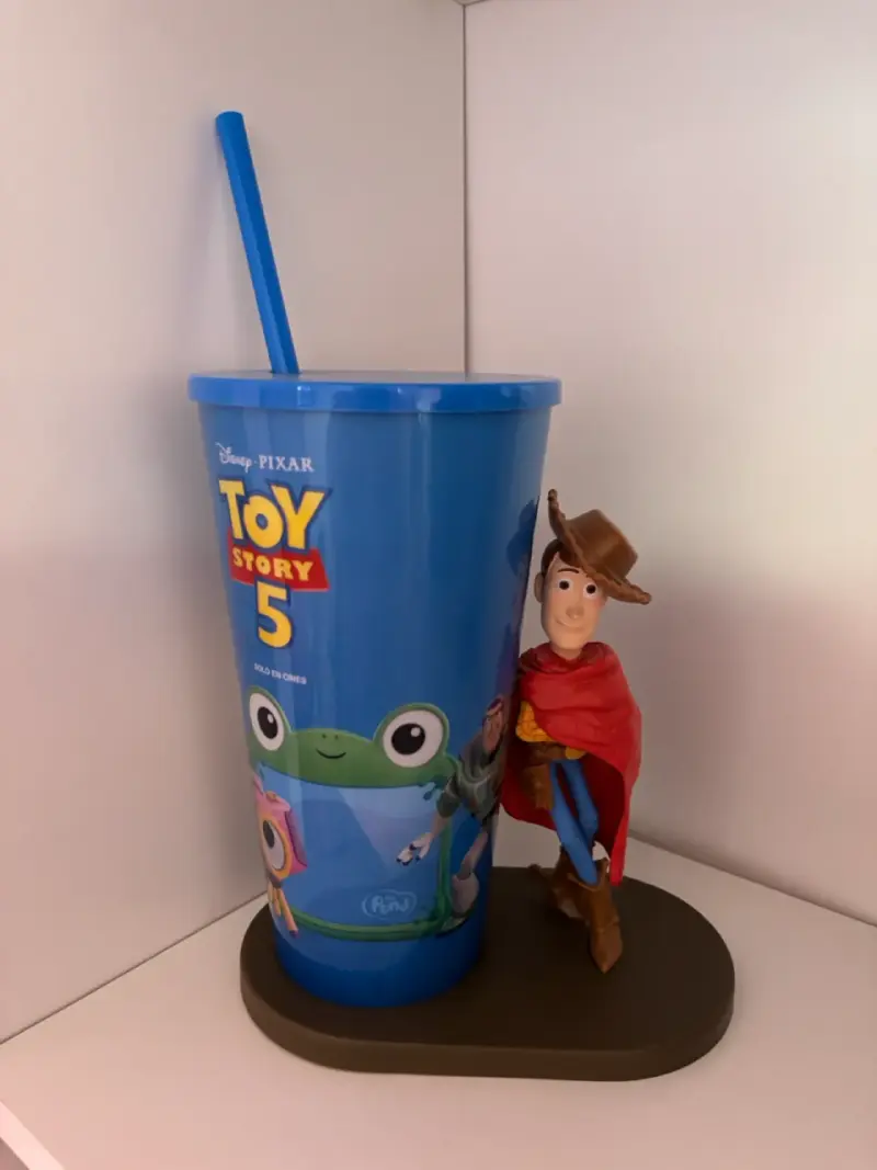 Vaso de colección Toy Story 5 con figura de Woody - 3