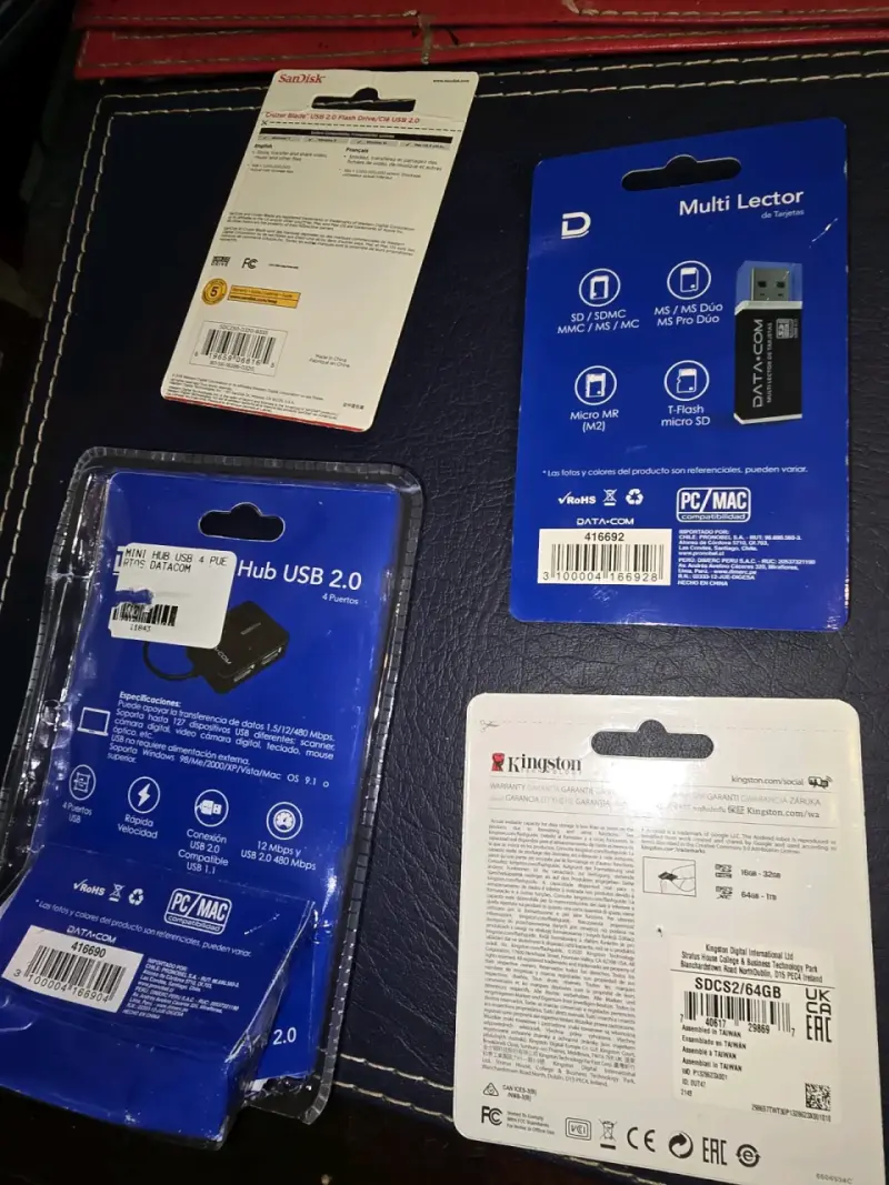 Set 1 Memory Kingston 64GB + 1 Pendrive Sandisk 32 - 2