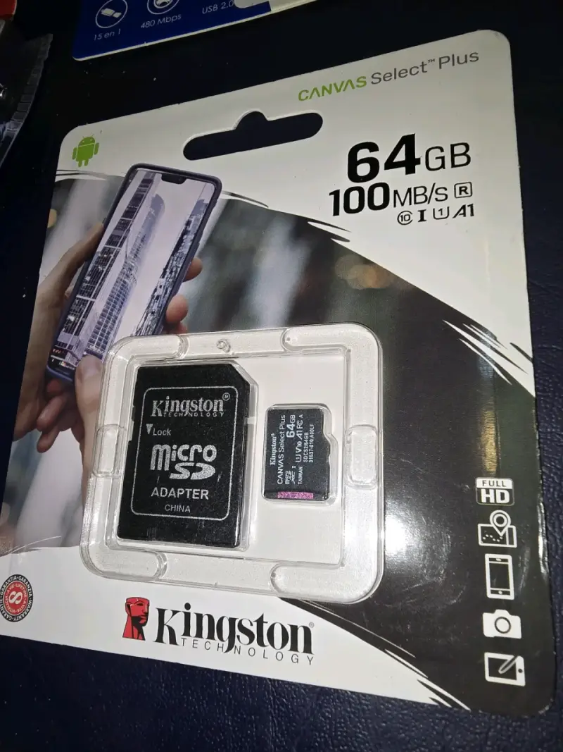 Set 1 Memory Kingston 64GB + 1 Pendrive Sandisk 32 - 4
