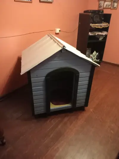 Casa para perro de metal resistente - miniatura 2
