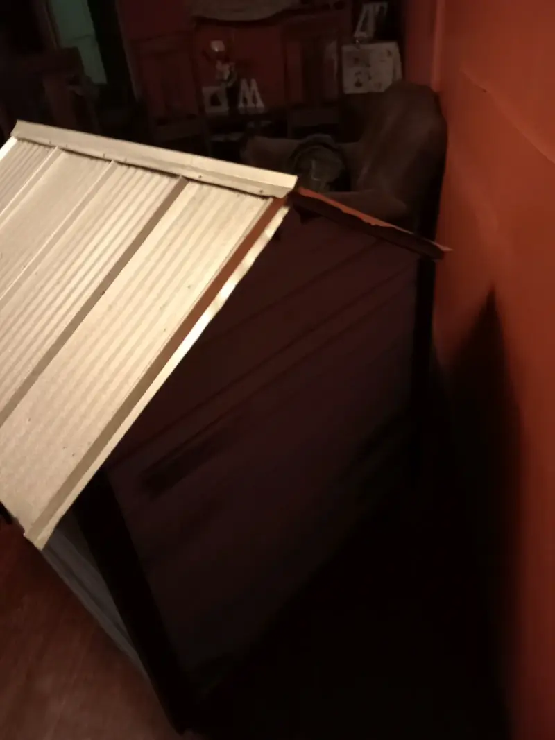 Casa para perro de metal resistente - 3
