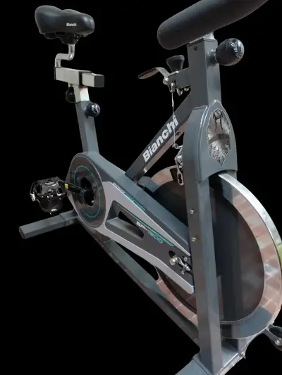 Bicicleta estática Bianchi SP-1900 para fitness - miniatura 2