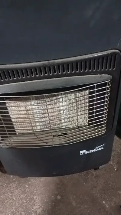 Estufa a gas Kendal con diseño compacto - miniatura 1
