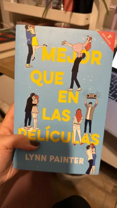 Libro 'Mejor Que en las Películas' de Lynn Painter - miniatura 1