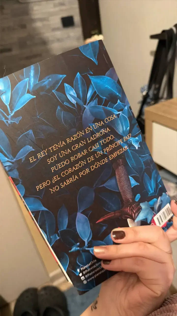 Libro 'Un Reino de Promesas Malditas' de Lexi Ryan - 2