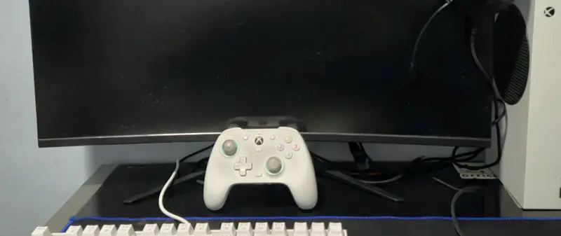 Consola Xbox Series S + Gamer Sir G7 - 2