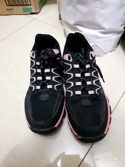 Zapatos de seguridad negras y rosadas para mujer - miniatura 1