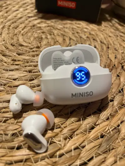 Audífonos inalámbricos Miniso MS105 - miniatura 1