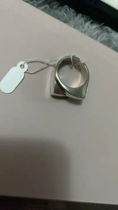 Anillo de plata diseño moderno - miniatura 4