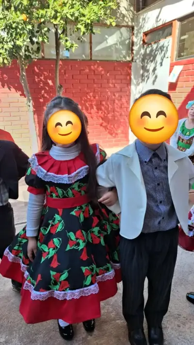 Vestido de huasa chilena para niña con enagua - miniatura 2