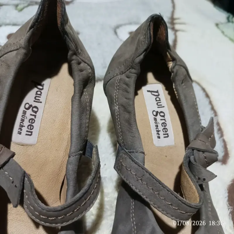 Zapatos de tacón marrón con correa - 6
